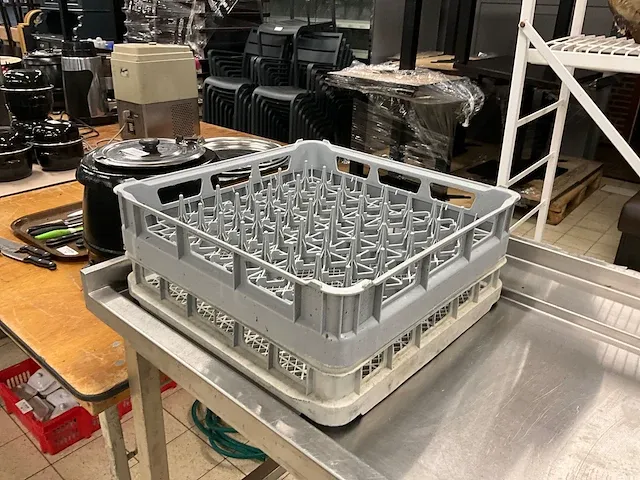 Metos hood 130el vaatwasmachine inclusief aan en afvoertafel - afbeelding 6 van  11