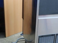 Metos ijsblokjesmachine model gb1540w - afbeelding 2 van  8