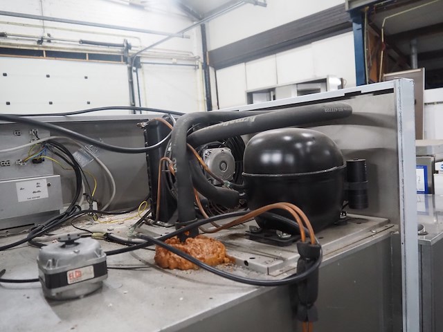 Metos - afbeelding 8 van  9