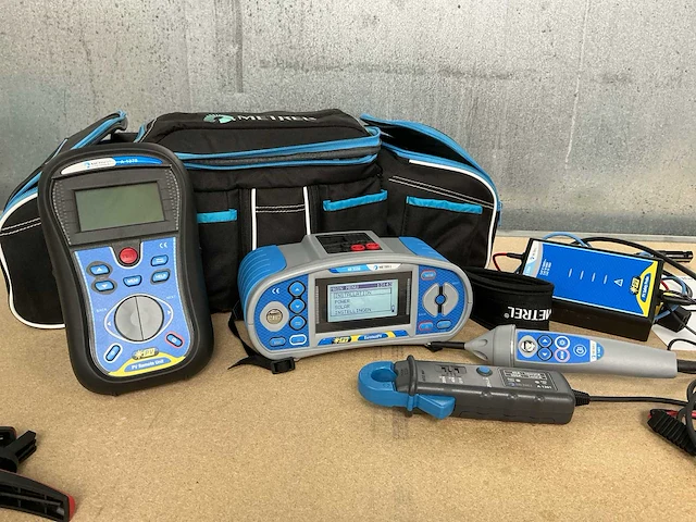 Metrel mi 3108 ps solar installatietester pro set overige zonne-energie - afbeelding 1 van  9