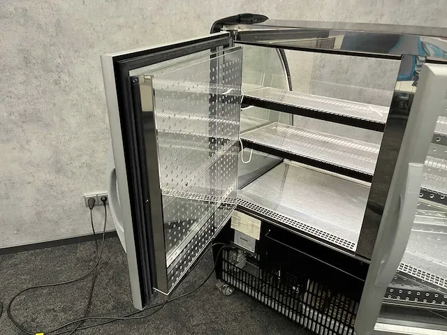 Metro - professionele verrijdbare koelvitrine met verlichting - afbeelding 2 van  17