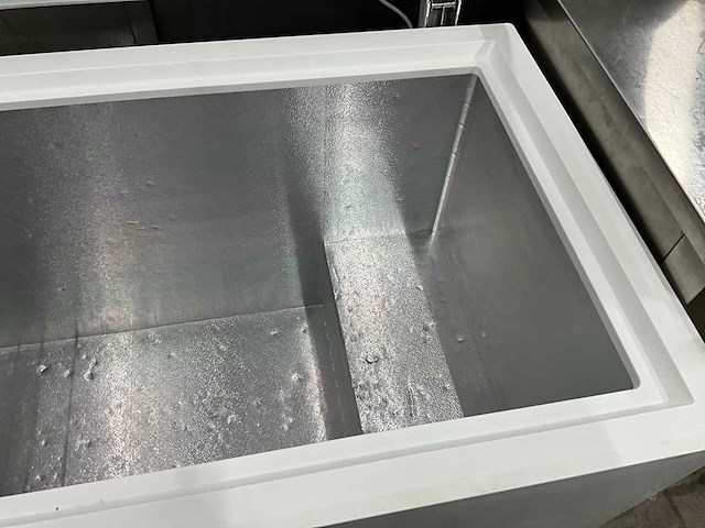 Metro ghf2400 vrieskist - afbeelding 4 van  5