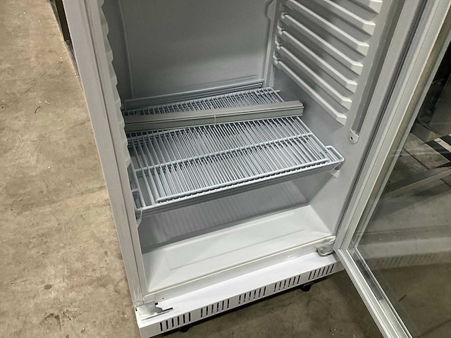 Metro gsc2360 glasdeurkoelkast - afbeelding 4 van  9