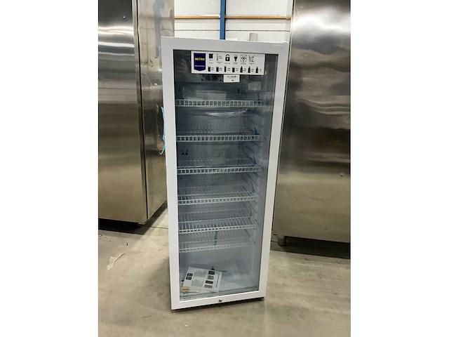 Metro gsc4240 glasdeurkoelkast - afbeelding 3 van  6