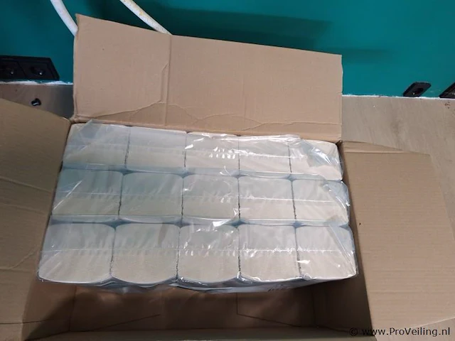 Metro hand towels paper - 15 stuks - afbeelding 2 van  3