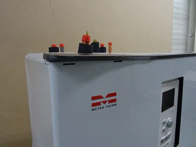 Metro therm - shk200s-6 - lucht/water warmtepomp binnenunit - afbeelding 4 van  10