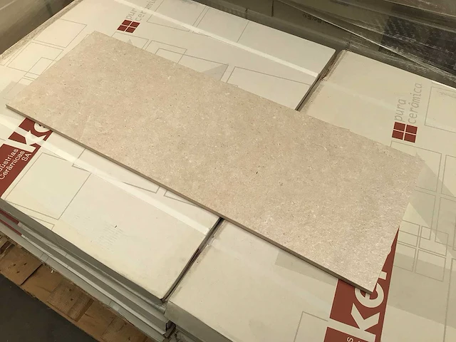Metropol trivor almond mat wandtegel 25x70 cm 20 m² - afbeelding 4 van  6