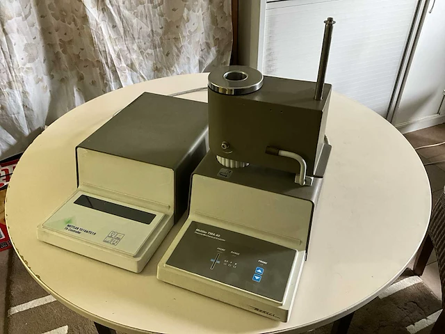 Mettler tma40 thermo mechanische analyser laboratoriumapparatuur - afbeelding 1 van  21