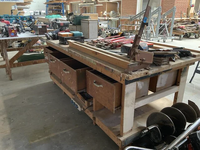 Meubelmakers werkbank - afbeelding 3 van  5