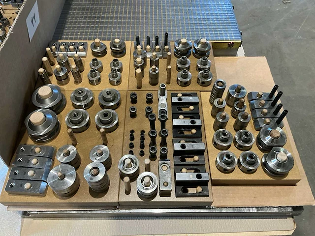 Meusburger h1000 opspansysteem - afbeelding 1 van  7