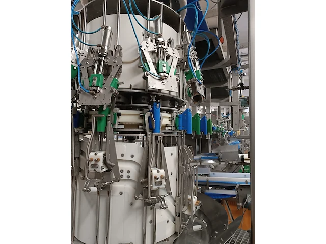 Meyn poultry processing solutions - afbeelding 10 van  37