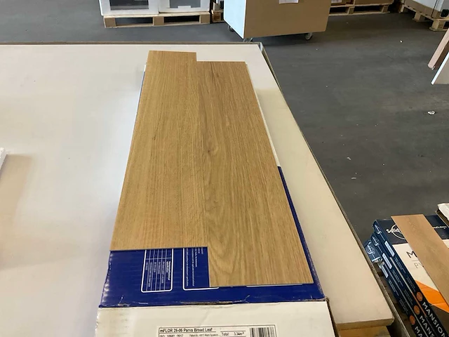 Mflor 25-05 pvc visgraat vloer ca. 6,68 m² - afbeelding 1 van  2