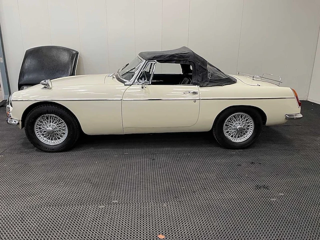 Mg - b - oldtimer - 1964 - afbeelding 45 van  47