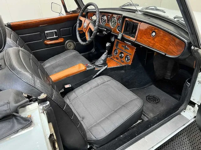 Mg - b type - 1.8 roadster - 1977 - afbeelding 5 van  32