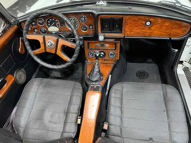 Mg - b type - 1.8 roadster - 1977 - afbeelding 6 van  32