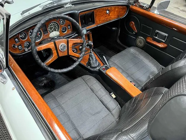 Mg - b type - 1.8 roadster - 1977 - afbeelding 8 van  32