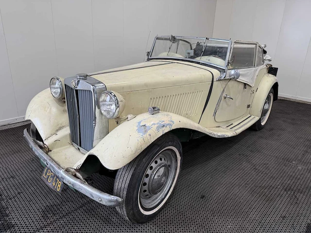 Mg - td - oldtimer - 1953 - afbeelding 1 van  38