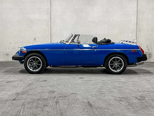 Mg b type 1.8 roadster 95pk 1977, 61-yd-93 - afbeelding 8 van  36