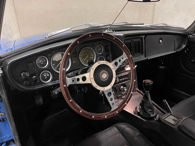 Mg b type 1.8 roadster 95pk 1977, 61-yd-93 - afbeelding 10 van  36
