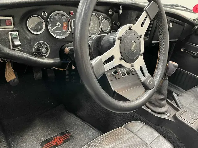 Mg b type cabriolet oldtimer 1974 - afbeelding 15 van  37