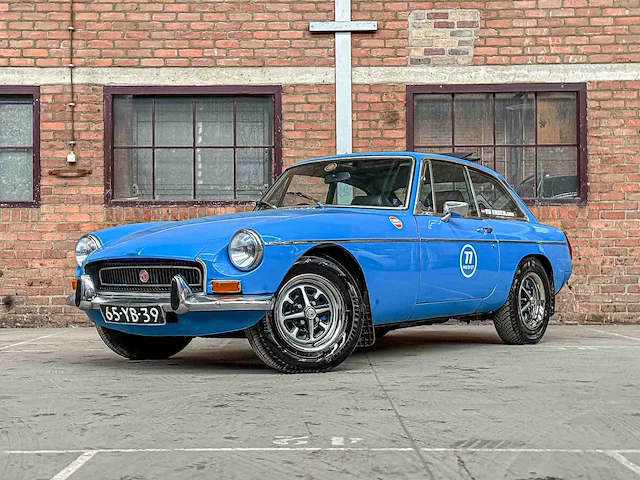 Mgb gt coupe 1.8 95pk 1977 mg b-type, 65-yb-39 oldtimer - afbeelding 1 van  70