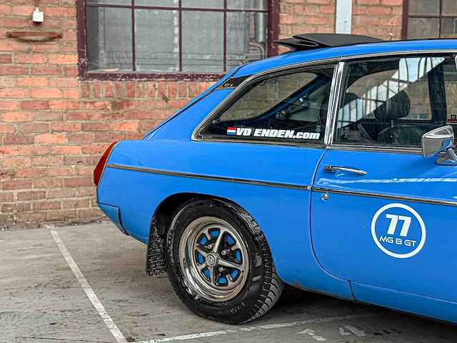 Mgb gt coupe 1.8 95pk 1977 mg b-type, 65-yb-39 oldtimer - afbeelding 13 van  70