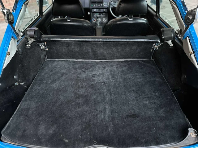 Mgb gt coupe 1.8 95pk 1977 mg b-type, 65-yb-39 oldtimer - afbeelding 59 van  70