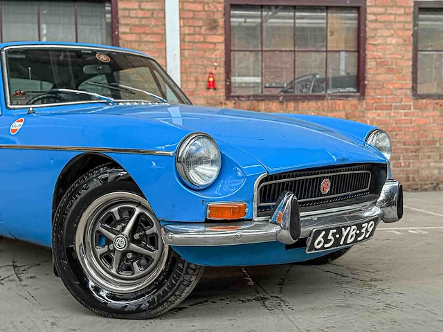 Mgb gt coupe 1.8 95pk 1977 mg b-type, 65-yb-39 oldtimer - afbeelding 10 van  70