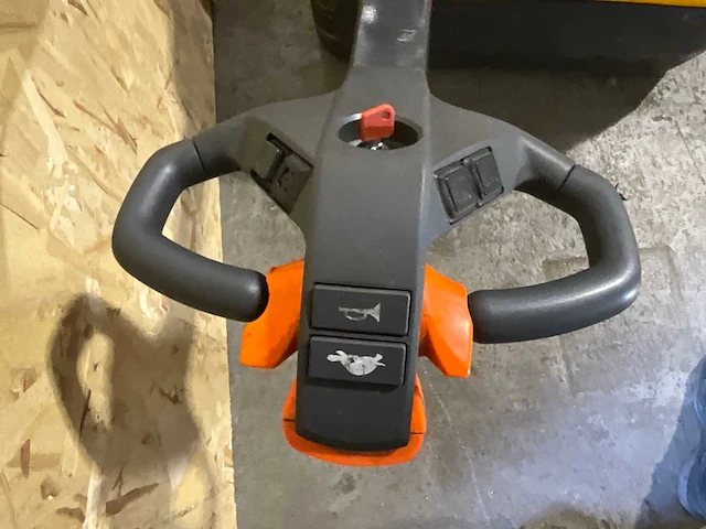 Mic - 1999 - g12 350t - stapelaar - afbeelding 9 van  10
