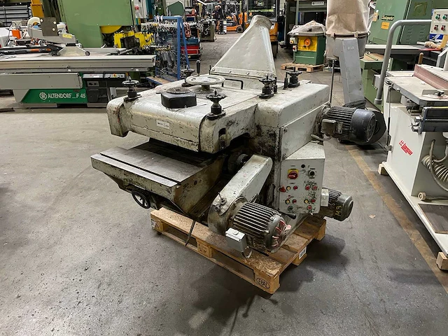 Mic - am 2 - diverse schaaf- en profileermachines - afbeelding 4 van  10