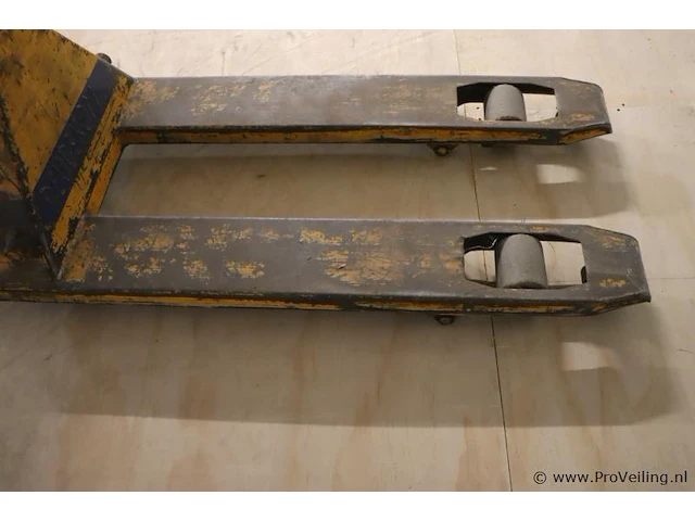 Mic pompwagen model tm2000 - afbeelding 4 van  8