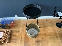 Mica decorations/dutchbone bijzettafel en plantenbak - afbeelding 4 van  4