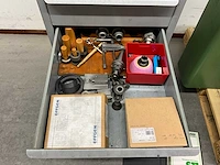 Michael deckel s11 slijpmachine inc gevulde gereedschapskast en diverse opspan toebehoren - afbeelding 4 van  14
