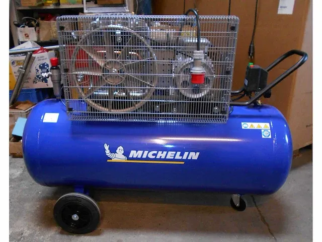 Michelin - mcx 300/550 - luchtcompressor - 2018 - afbeelding 2 van  4