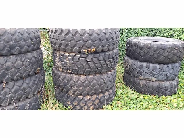 Michelin 14.00 r 20 xzl banden (4x) - afbeelding 1 van  4