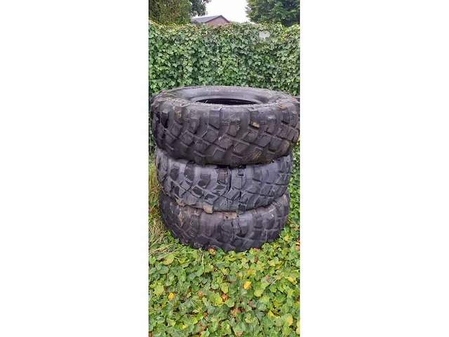 Michelin 395/85 r 20 banden (3x) - afbeelding 2 van  4