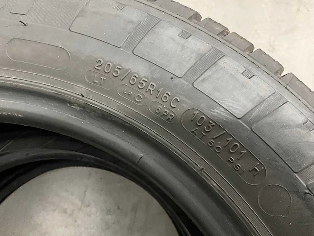 Michelin "agilis 51" 205/65 r16c (2x) - afbeelding 5 van  7