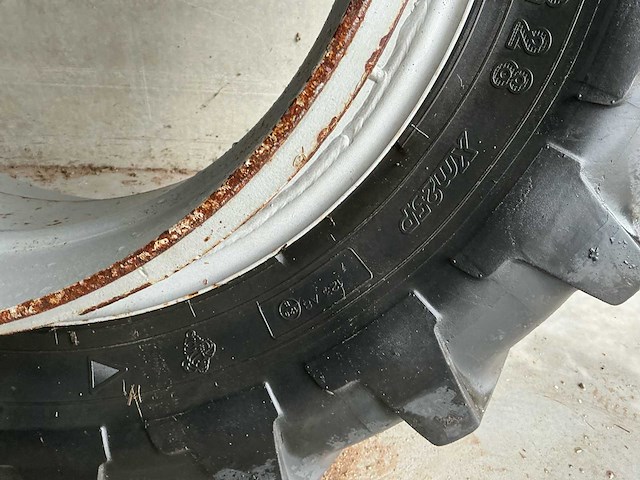 Michelin agribib dubbel lucht set (band en velg) - afbeelding 2 van  11