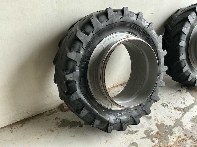 Michelin agribib dubbel lucht set (band en velg) - afbeelding 7 van  11