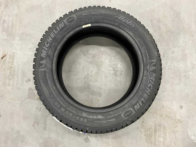 Michelin "alpin" 205/55 r16 (2x) - afbeelding 3 van  4