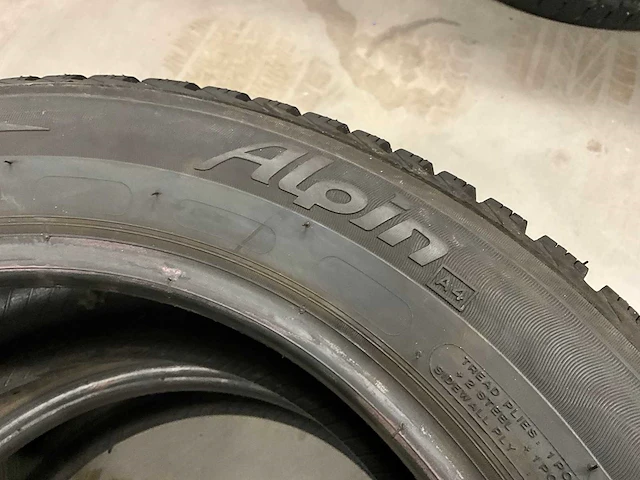 Michelin "alpin" 205/55 r16 (4x) - afbeelding 4 van  9