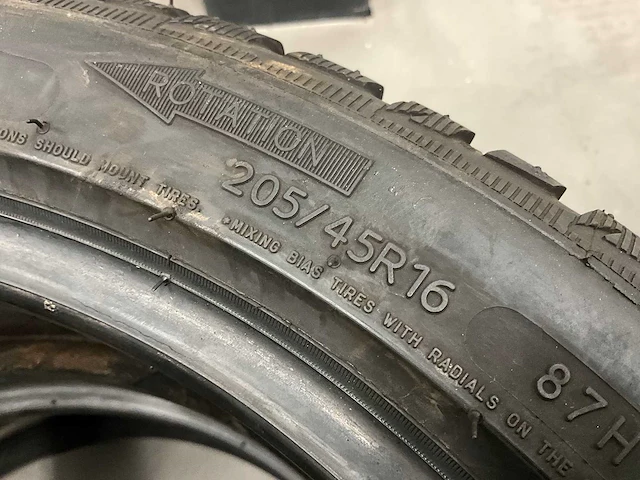 Michelin "alpin 5" 205/45 r16 (4x) - afbeelding 4 van  9