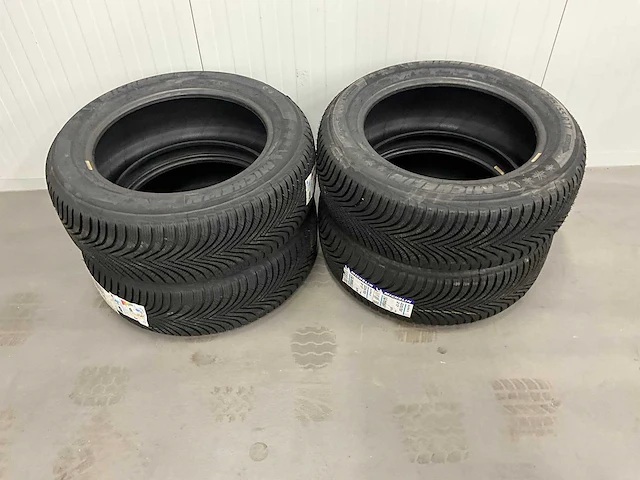 Michelin "alpin 5" 225/55 r17 (4x) - afbeelding 1 van  6