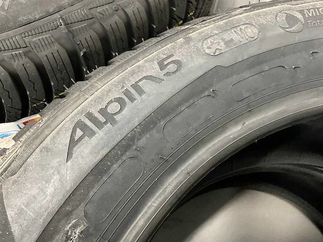 Michelin "alpin 5" 225/55 r17 (4x) - afbeelding 6 van  6