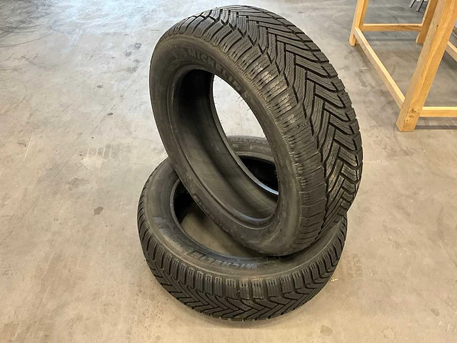 Michelin "alpin 6" 205/55 r17 (2x) - afbeelding 1 van  7