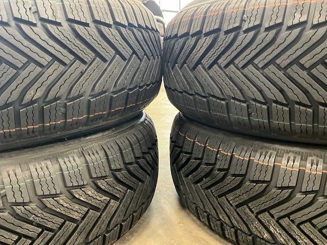 Michelin "alpin 6" 205/60 r16 (4x) - afbeelding 2 van  7