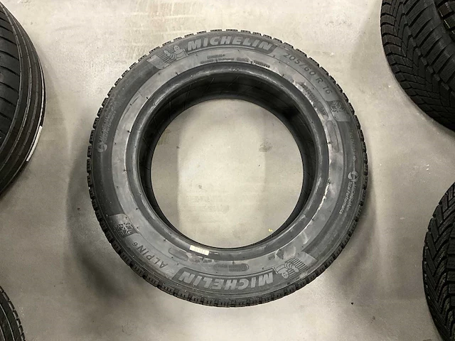 Michelin "alpin 6" 205/60 r16 (4x) - afbeelding 3 van  7