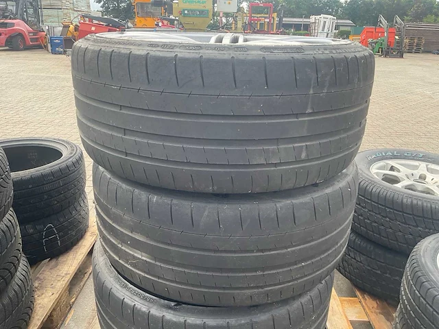Michelin autoband met audi velg 245/30 zr20 (4x) - afbeelding 2 van  8