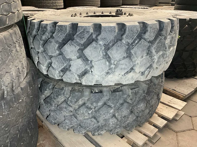 Michelin band (2x) - afbeelding 1 van  3