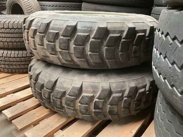 Michelin band (2x) - afbeelding 1 van  3